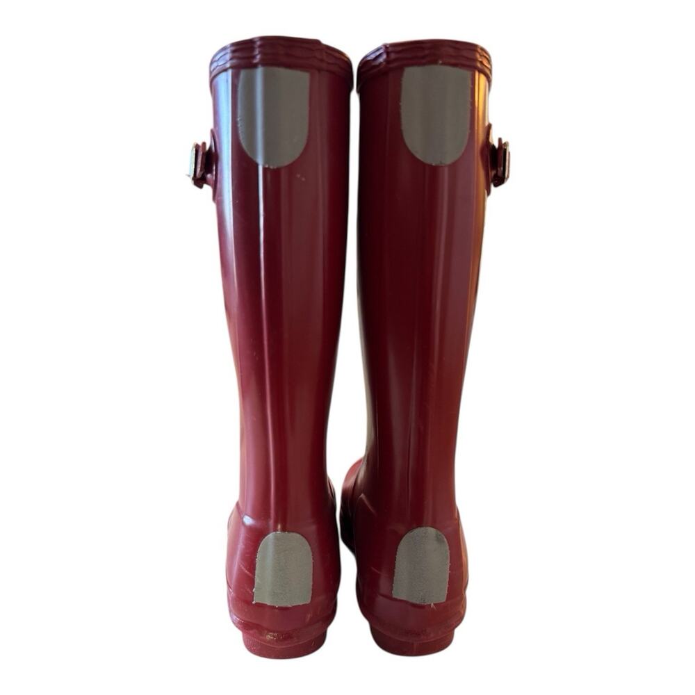 Hunter Original Tall Gloss Rain Boots in the color Military Red, Girls size 2 - Picture 5 of 7